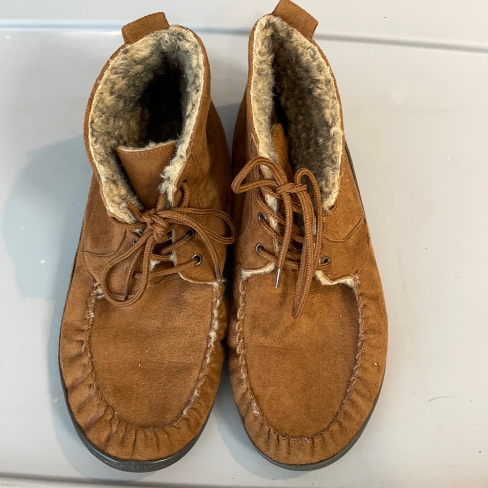 Aeropostale Fur Lined Boot Slippers. Men’s Size L 11/12 Brown. GUC